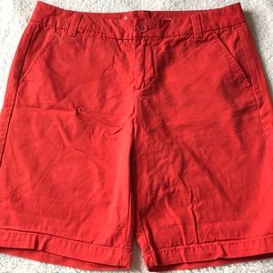 GAP Killer Tomato shorts